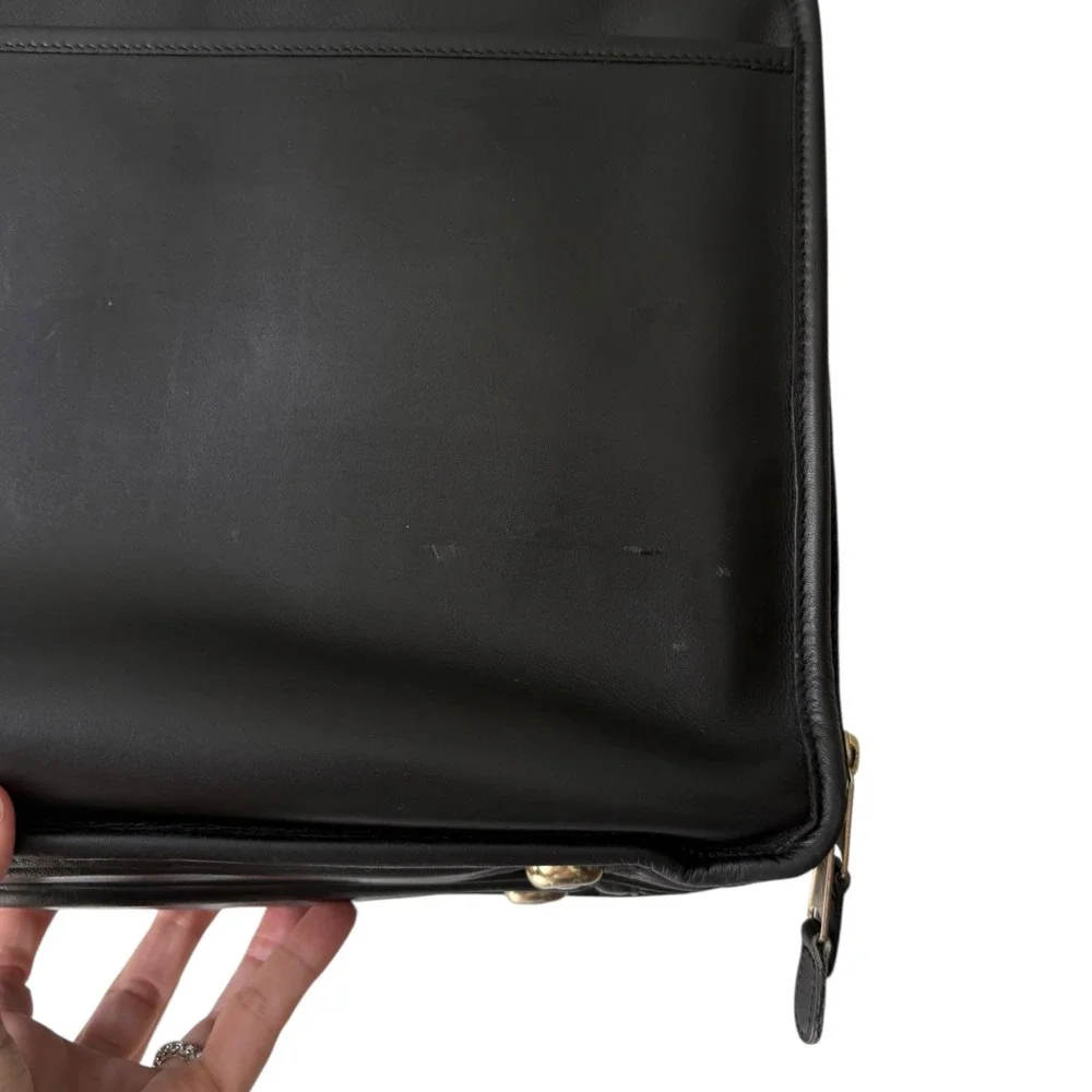 Coach Vintage Black Glove Tanned Leather 0537 Laptop Messenger Bag Case Luggage